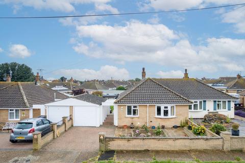 2 bedroom property for sale, Innings Drive, Pevensey Bay, BN24