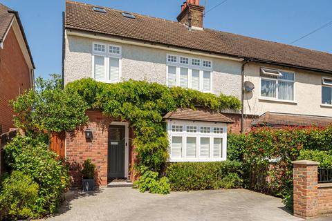 36 Cedar Road, Watford, WD19 4QW