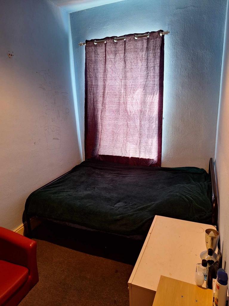 Bed 2 levens.JPG