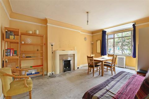 1 bedroom flat for sale, Hillfield Court, Belsize Avenue, London