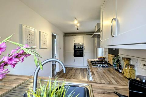 30 Ashmead, Bordon, GU35 0TL
