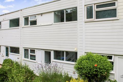 14 Bishops Drive, Lewes, BN7 1HA