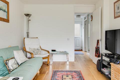 14 Bishops Drive, Lewes, BN7 1HA