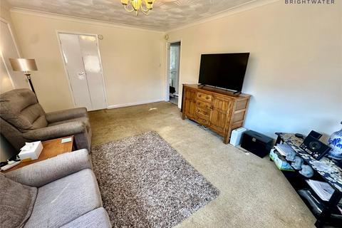 2 bedroom bungalow for sale, Parsonage Barn Lane, Ringwood, Hampshire, BH24