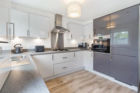 33 Castlegate Avenue, Dumbarton, G82 1AL