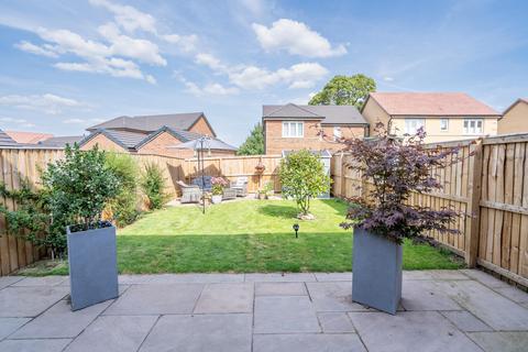 3 bedroom semi-detached house for sale, Snowdrop Gardens, Carlton in Lindrick, S81