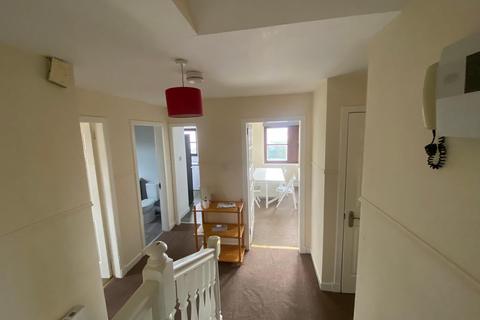 3 bedroom flat to rent, Weavers Loan - Dons Road, Coldside, Dundee, DD3