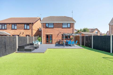 4 bedroom detached house for sale, Douglas Close, Carlton Colville