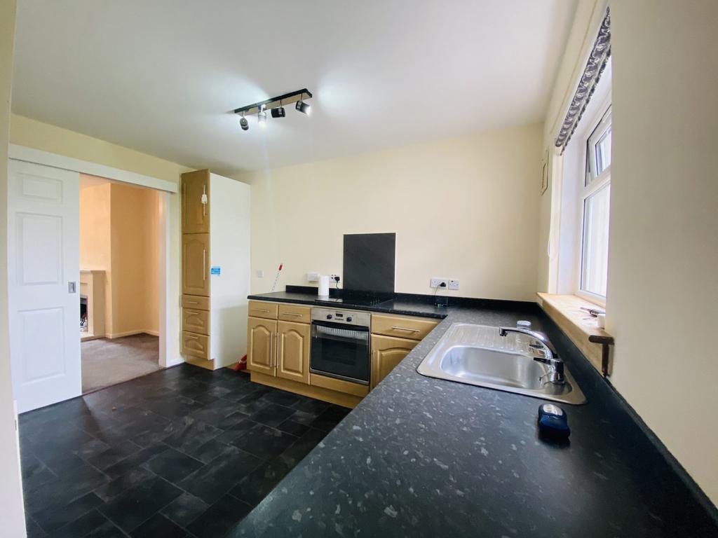 29 Woodley Court, Cargenbridge, DG2 8 PH - Braidwoo