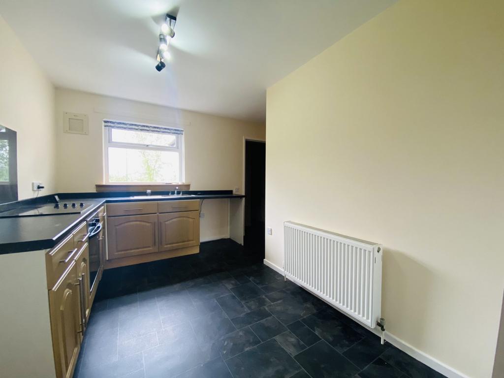 29 Woodley Court, Cargenbridge, DG2 8 PH - Braidwoo