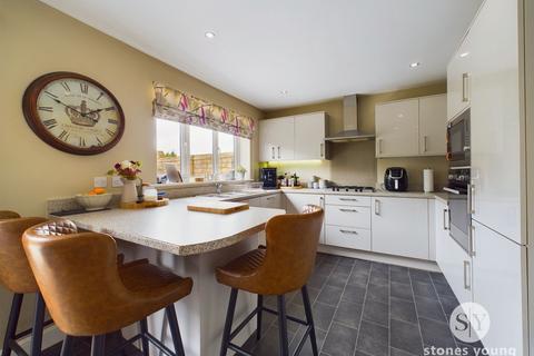 4 bedroom detached house for sale, Nab Rise, Billington, BB7