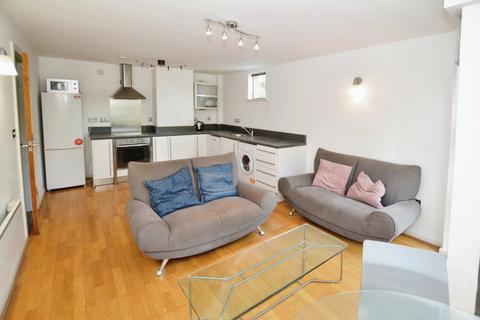 2 bedroom flat for sale, City Gate 1, 1 Blantyre Street, Manchester, Greater Manchester, M15