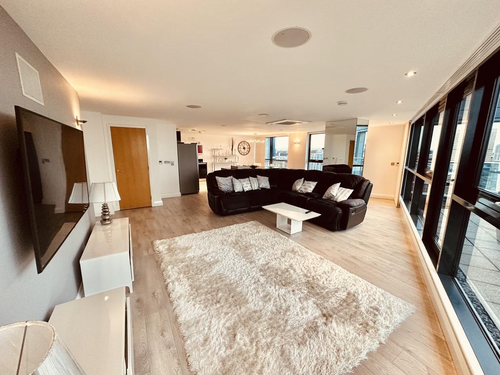 Image showcasing Penthouse downtown Free parking - Condominiums for Rent in ... - Airbnb