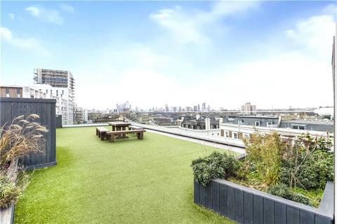 Flat 3, 11 Ashwin Street, London, E8 3DL