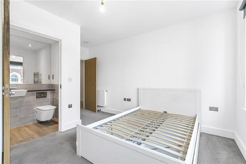 Flat 3, 11 Ashwin Street, London, E8 3DL