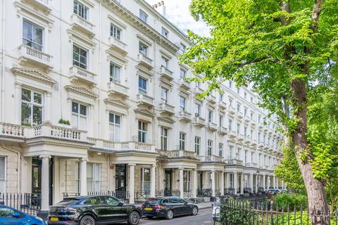 2 bedroom flat for sale, Queens Gardens, Bayswater, London, W2