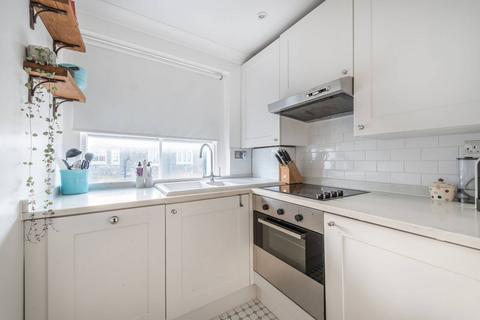 2 bedroom flat for sale, Queens Gardens, Bayswater, London, W2