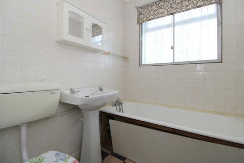 139 Bedfont Close, Feltham, TW14 8LH