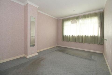 139 Bedfont Close, Feltham, TW14 8LH