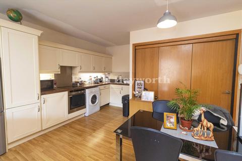 2 bedroom flat for sale, St. Georges Quay, Lancaster LA1