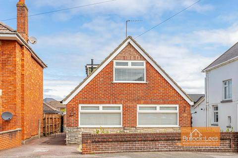 3 bedroom detached house for sale, Columbia Road, Bournemouth