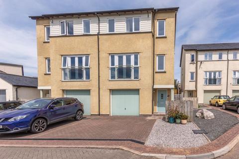 3 bedroom semi-detached house for sale, 62 High Cragg Close, Kendal