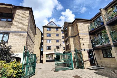 2 bedroom flat for sale, Raleigh Court, Long Street, Sherborne, Dorset, DT9