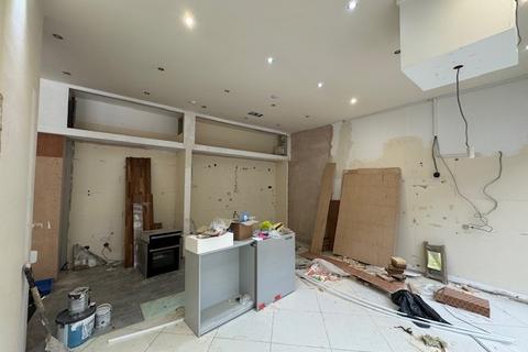 Apartment 5, 5 Ferry Lane, Brentford, TW8 0AT
