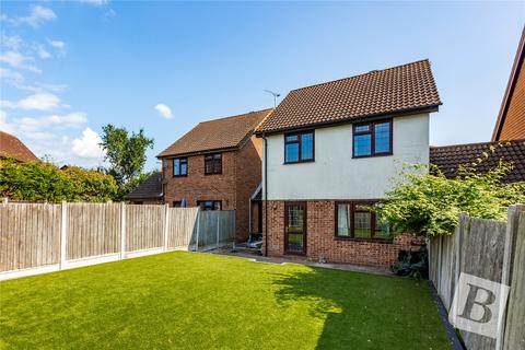 3 bedroom link detached house for sale, Woodberry Road, Wickford, SS11