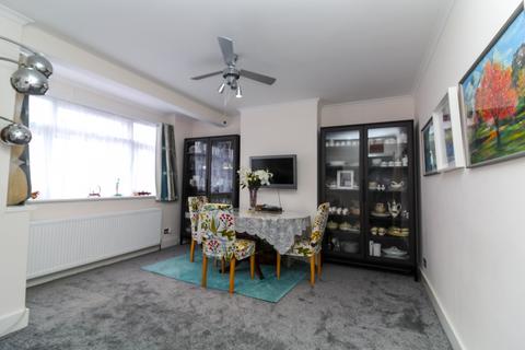 3 bedroom end of terrace house for sale, Lyndhurst Avenue, SW16