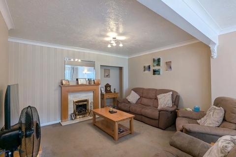 6 Ash Grove, Feltham, TW14 8AR