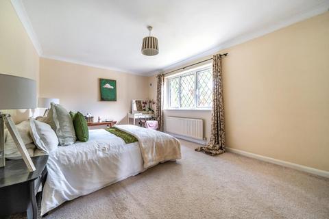 2 bedroom flat for sale, Old Windsor,  Berkshire,  SL4