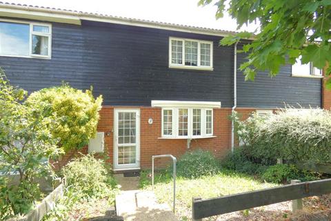8 Vanquisher Walk, Gravesend, DA12 4LS