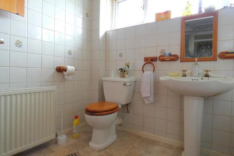 8 Vanquisher Walk, Gravesend, DA12 4LS