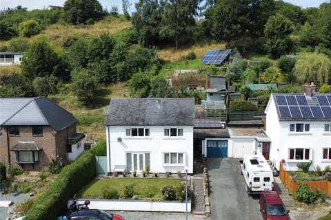 4 bedroom link detached house for sale, Bronwylfa Road, Welshpool, Powys, SY21