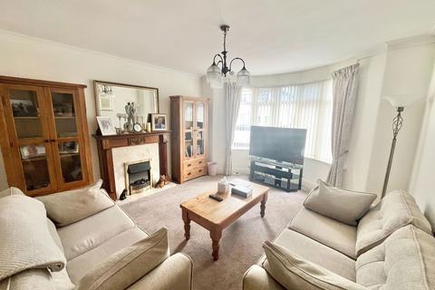 8 Cedar Road, Paignton, TQ3 2DD