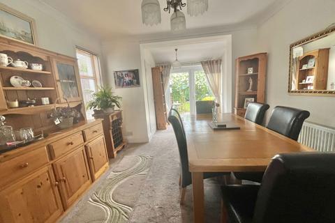 8 Cedar Road, Paignton, TQ3 2DD