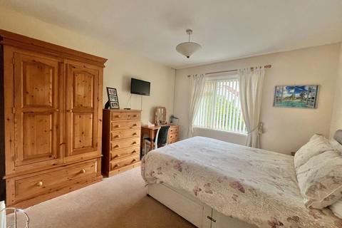 8 Cedar Road, Paignton, TQ3 2DD