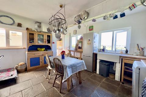 4 bedroom detached house for sale, Nr Porthcothan Bay, PL28