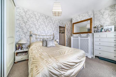 24 Queensway, West Wickham, BR4 9ER