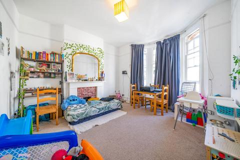 2 bedroom flat for sale, Carmalt Gardens, Putney