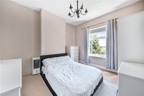 1 bedroom apartment for sale, Slough Road, Datchet, Berkshire, SL3