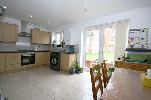 4 bedroom terraced house for sale, Coniston Avenue, Headington, OX3