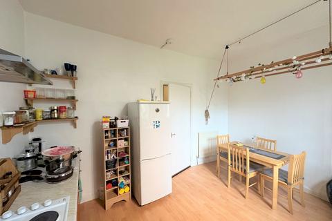 2 bedroom flat for sale, Victoria Road, Dundee, DD1