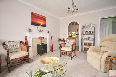 2 bedroom apartment for sale, Station Road, Pulborough, West Sussex, RH20