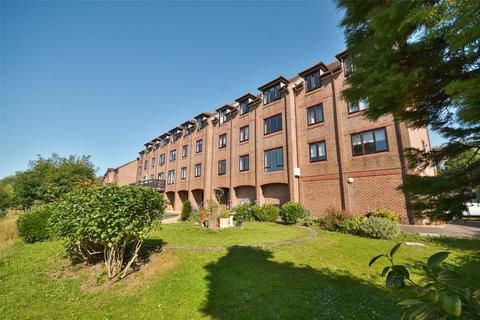 2 bedroom apartment for sale, Station Road, Pulborough, West Sussex, RH20