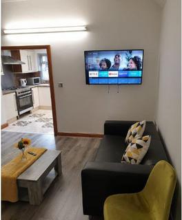 undefined, Room 4,34 Laisteridge Lane