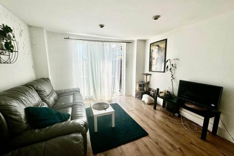 2 bedroom semi-detached house to rent, Adine Road, Newham