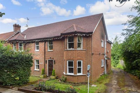 1 bedroom ground floor maisonette for sale, The Street, Effingham, Leatherhead, Surrey