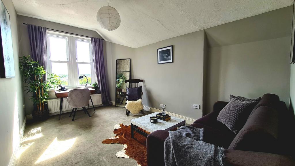 Bedroom 3/Study